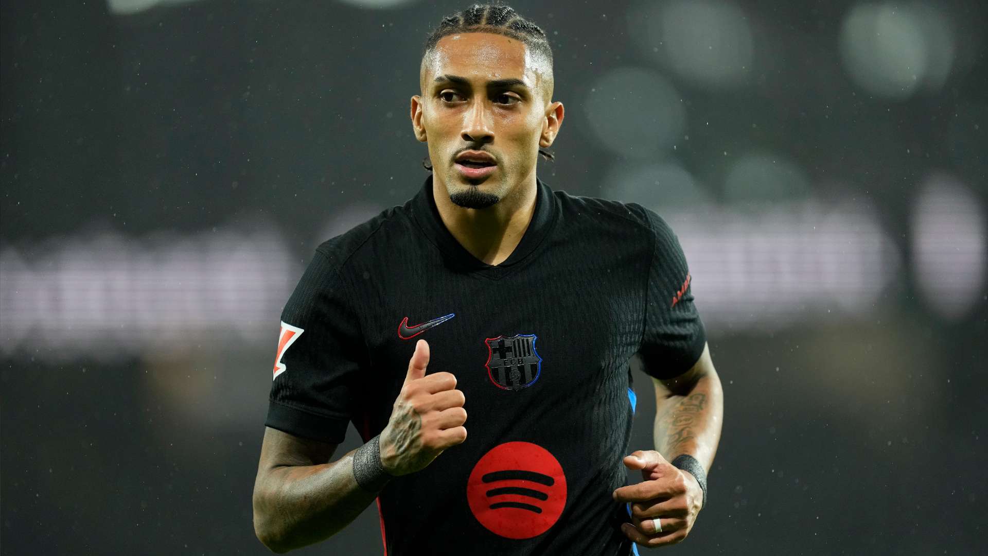 纵观整场比 纵观整场比